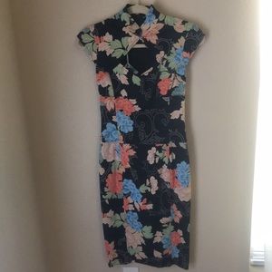 ‼️End of Summer Sale‼️ NWT Karen Millen